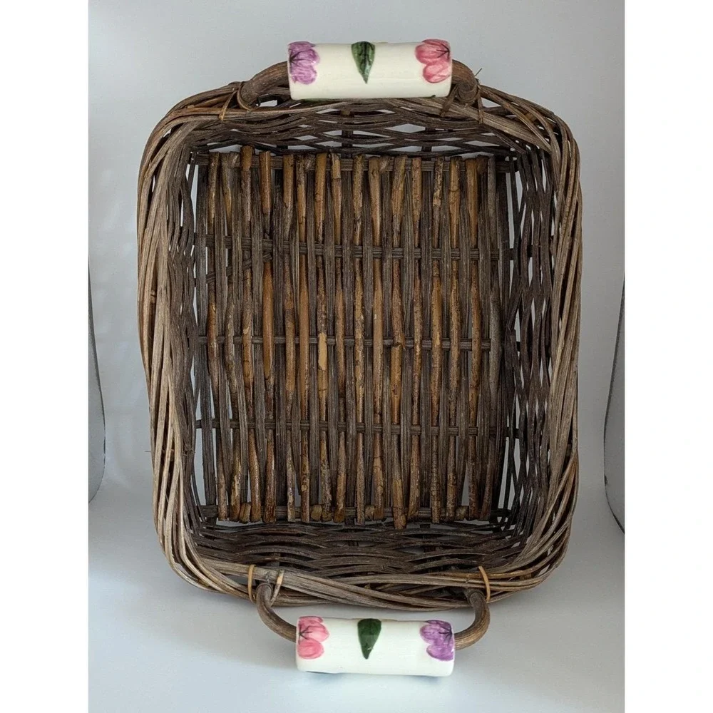 The Unbranded Brand vtg rattan